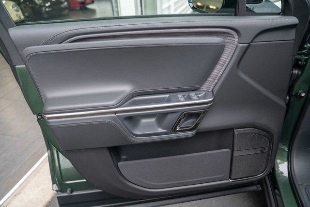 2023 Rivian R1S Adventure