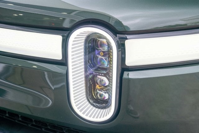 2023 Rivian R1S Adventure