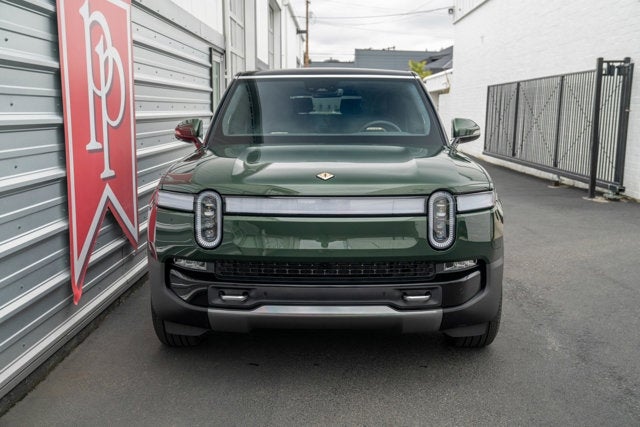 2023 Rivian R1S Adventure