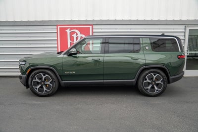 2023 Rivian R1S Adventure