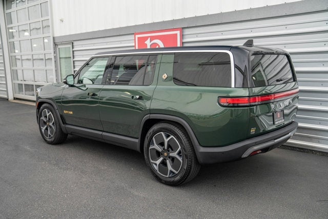 2023 Rivian R1S Adventure