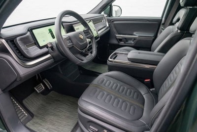 2023 Rivian R1S Adventure