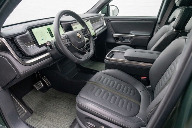 2023 Rivian R1S Adventure