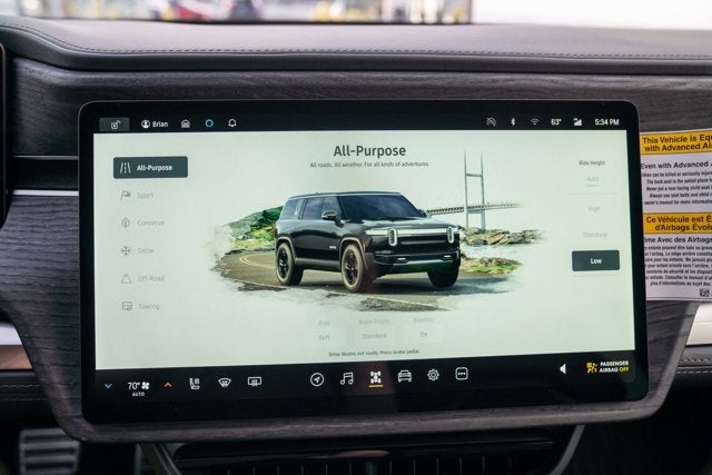 2023 Rivian R1S Adventure