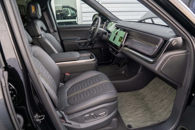 2023 Rivian R1S Adventure