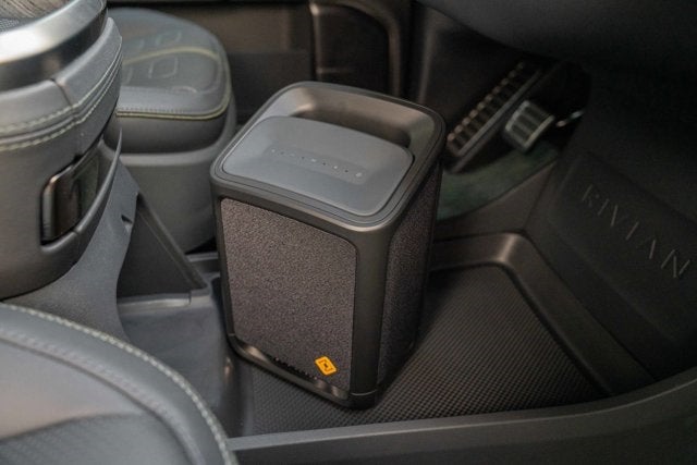 2023 Rivian R1S Adventure