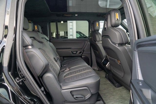 2023 Rivian R1S Adventure