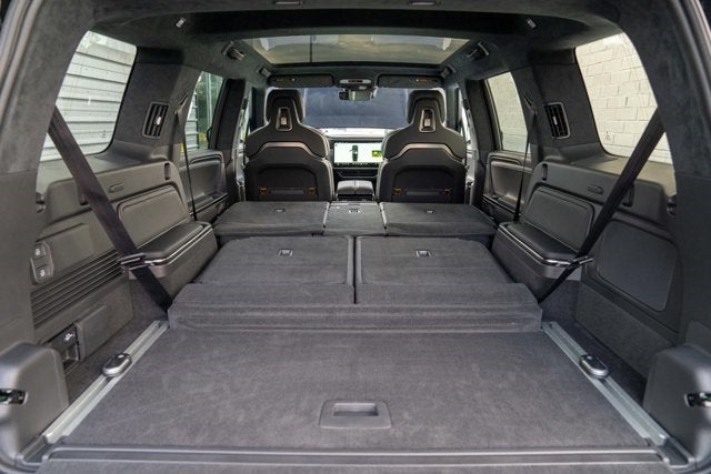 2023 Rivian R1S Adventure