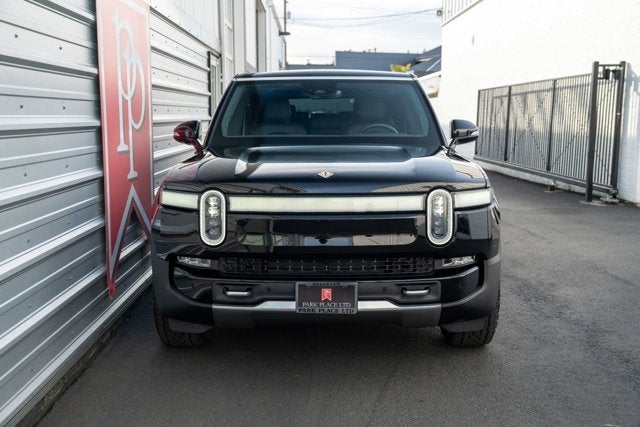 2023 Rivian R1S Adventure