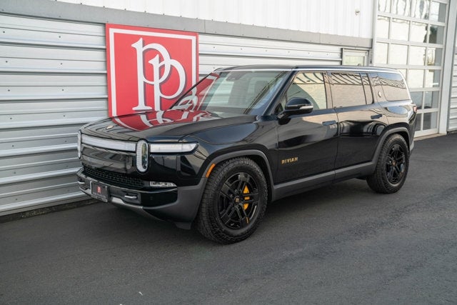 2023 Rivian R1S Adventure