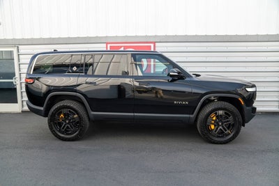 2023 Rivian R1S Adventure