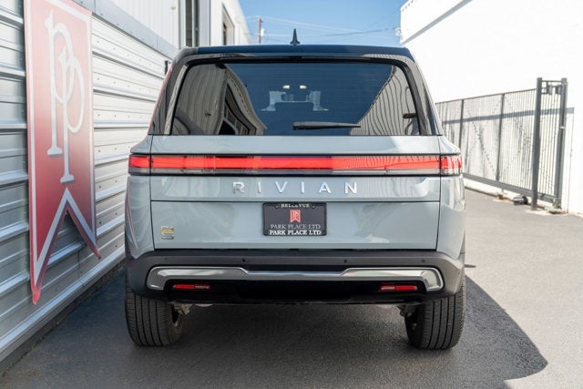 2022 Rivian R1S Launch Edition