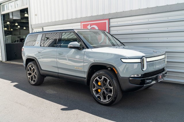 2022 Rivian R1S Launch Edition