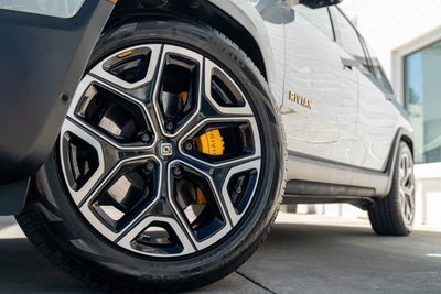 2022 Rivian R1S Launch Edition