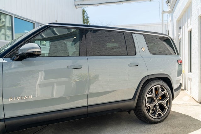 2022 Rivian R1S Launch Edition