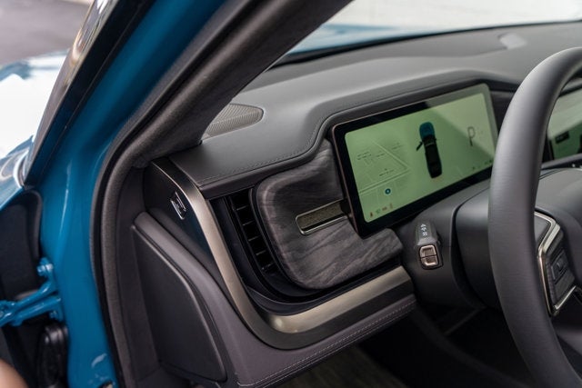 2023 Rivian R1S Launch Edition