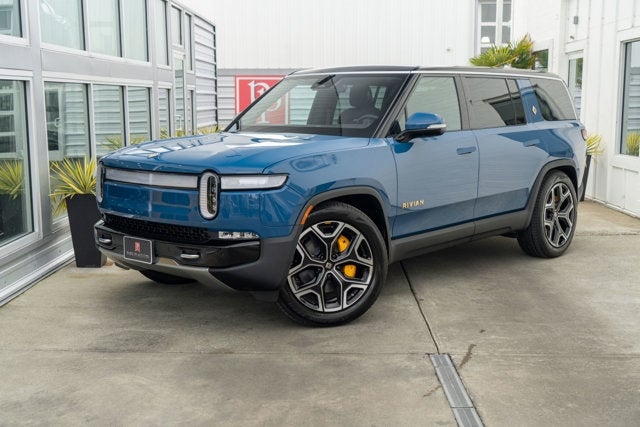 2023 Rivian R1S Launch Edition