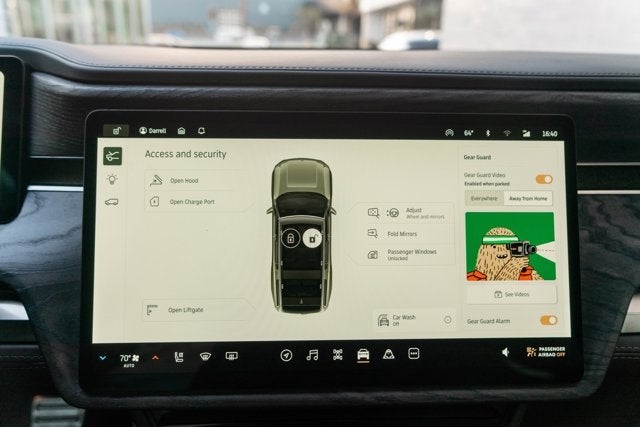 2022 Rivian R1S Launch Edition