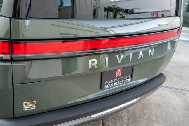 2022 Rivian R1S Launch Edition