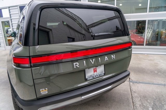 2022 Rivian R1S Launch Edition