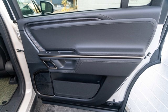 2022 Rivian R1S Launch Edition