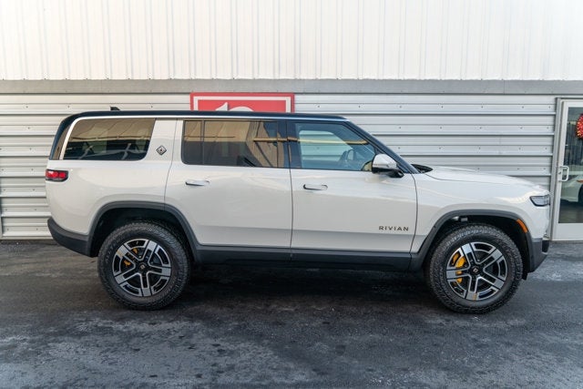 2022 Rivian R1S Launch Edition