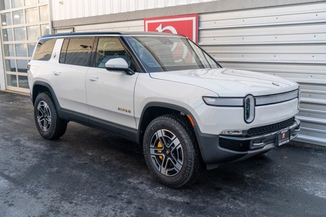2022 Rivian R1S Launch Edition