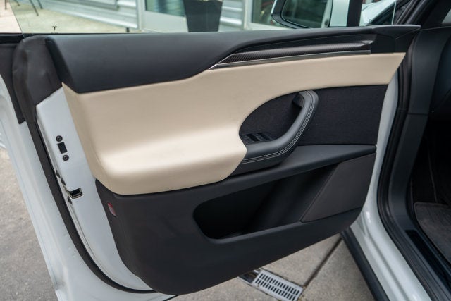 2022 Tesla Model X Plaid