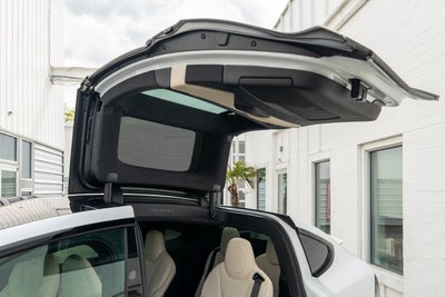 2022 Tesla Model X Plaid