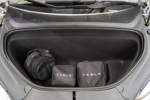 2022 Tesla Model X Plaid