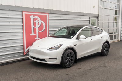 2024 Tesla Model Y Long Range