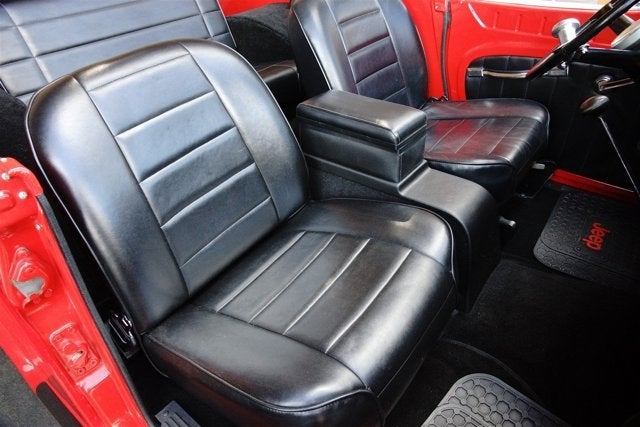 1967 Jeep Kaiser Jeepster Commando Base