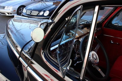 1948 Ford Super Deluxe Street Rod Base