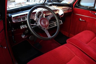 1948 Ford Super Deluxe Street Rod Base