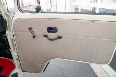 1992 Volkswagen Type-2 Kombi Base