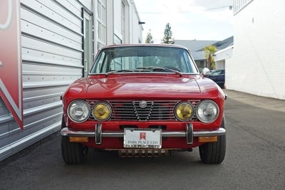 1973 Alfa Romeo GTV 2000 Coupe
