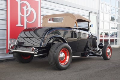 1932 Ford Roadster Base