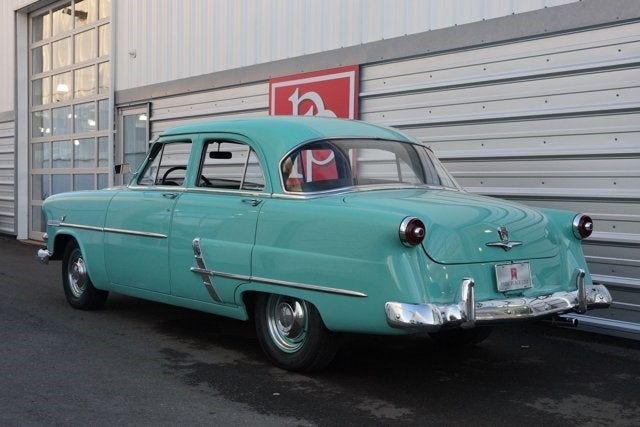 1953 Ford Customline Fordor