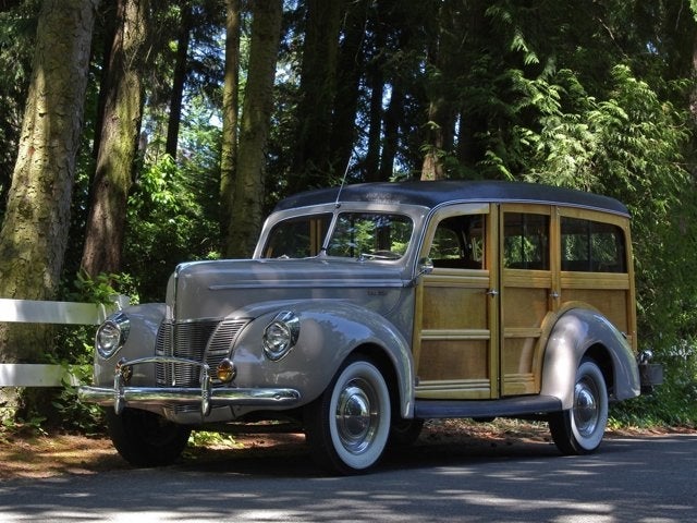1940 Ford Deluxe Woodie Wagon