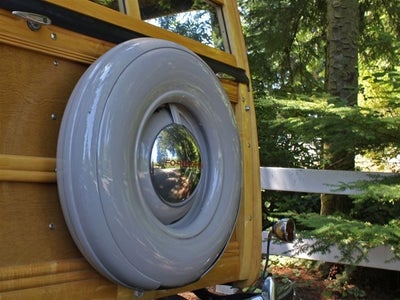 1940 Ford Deluxe Woodie Wagon