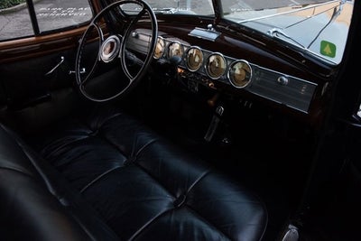 1939 Packard Twelve 1708 Limousine