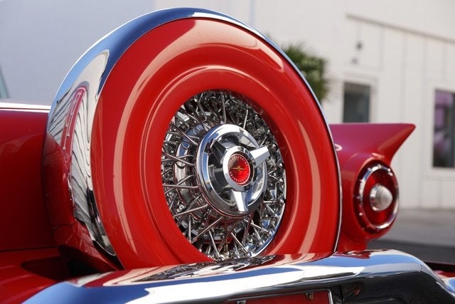 1957 Ford Thunderbird Base