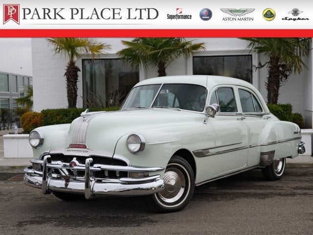 1952 Pontiac Chieftan Deluxe