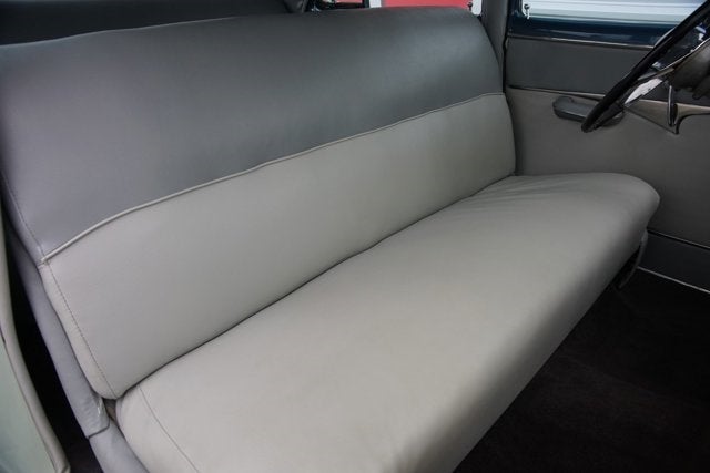 1952 Pontiac Chieftan Deluxe