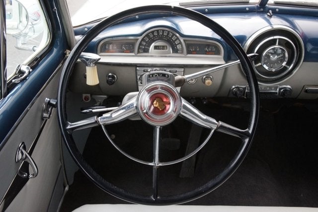 1952 Pontiac Chieftan Deluxe
