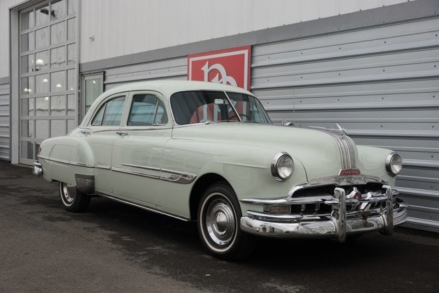 1952 Pontiac Chieftan Deluxe