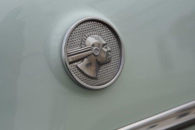 1952 Pontiac Chieftan Deluxe