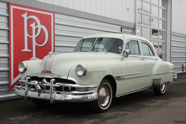 1952 Pontiac Chieftan Deluxe