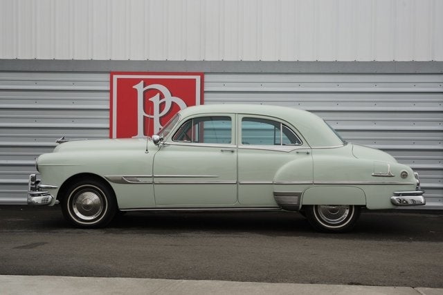 1952 Pontiac Chieftan Deluxe
