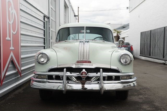 1952 Pontiac Chieftan Deluxe